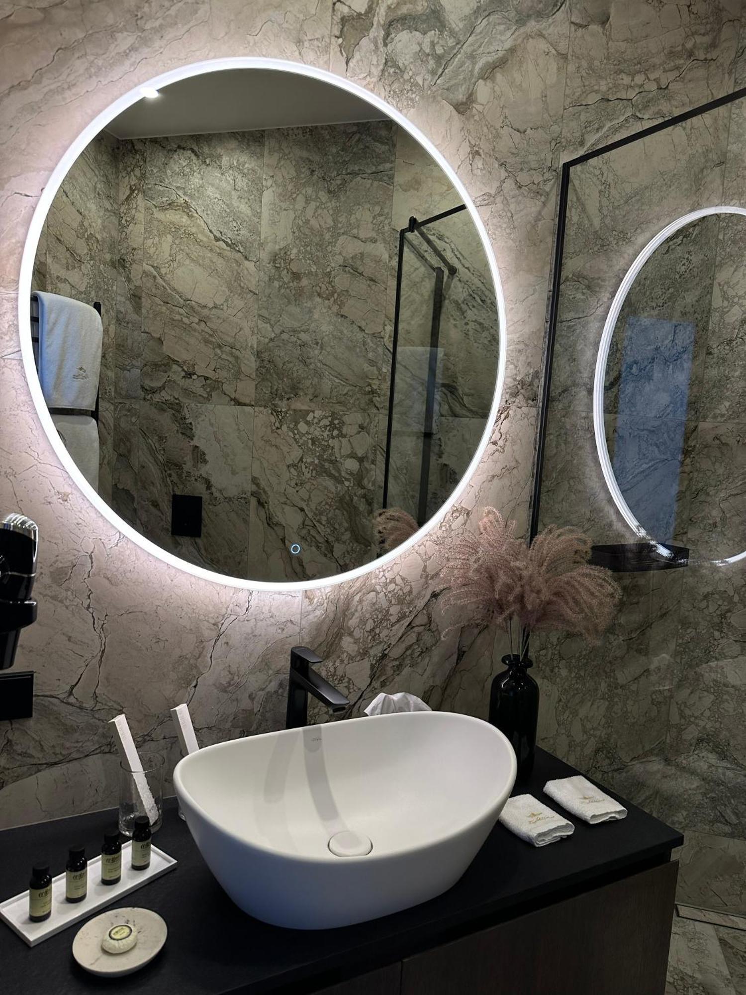 Boutique Hotel Light House Jūrkalne Eksteriør billede